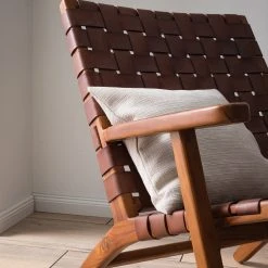 Fauteuil design Bourbourg en Cuir tressé et Teck massif, marron cognac - Ars Manufacti -Pas Cher Fauteuils Magasin 1000183947 200529 13234400003 DETAILS P000000001000183947