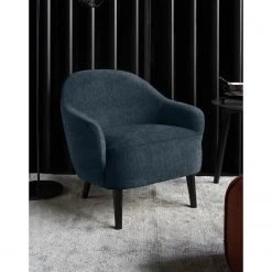 Fauteuil Viggianello en Tissu Nona Bleu Foncé | Studio Copenhagen -Pas Cher Fauteuils Magasin 1000256575 210722 16133900164 MOOD DETAILS P000000001000256575 mood